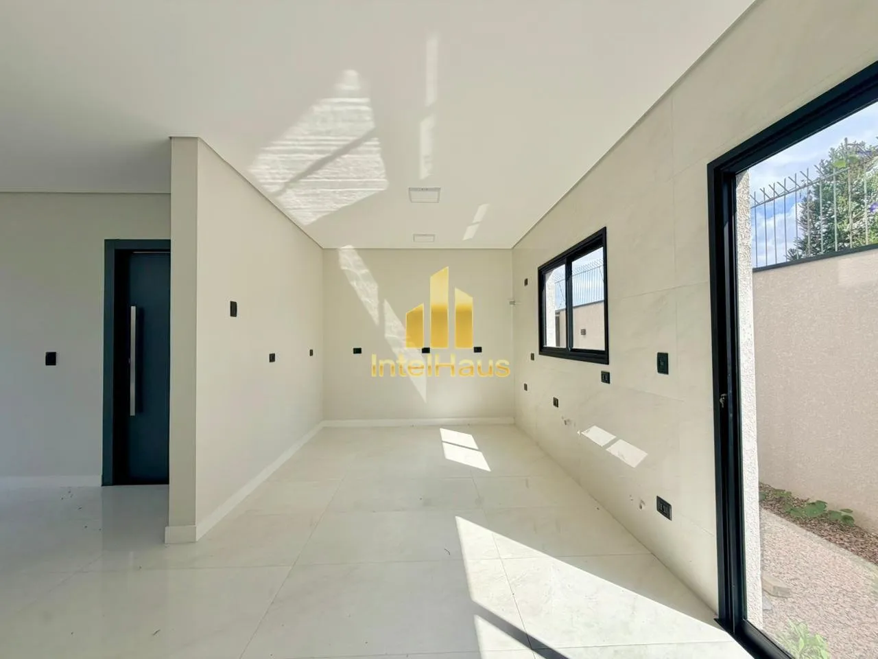 Imagem Excelente sobrado de alto padrão com 155 m² de área construída, localizado no bairro Cidade Jard...