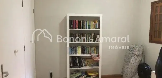 Imagem Casa à Venda com 3 Quartos e 1 Suíte no Parque Taquaral