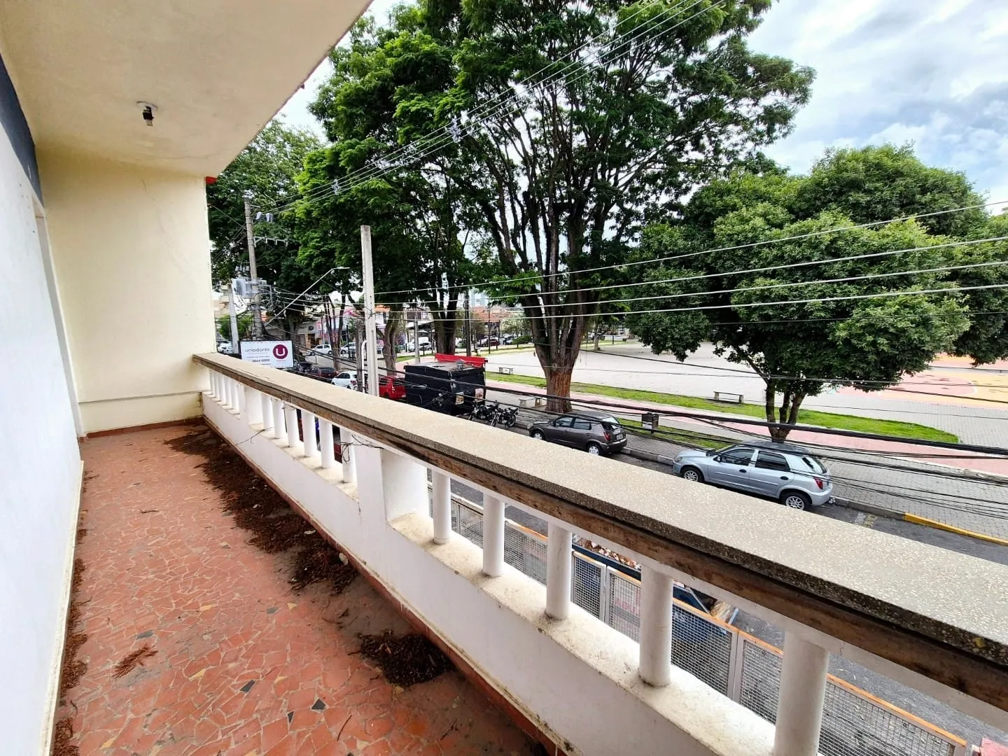 Imagem Imóvel Comercial Exclusivo no Centro de Pindamonhangaba com Estrutura Versátil e Localização Estratégica!