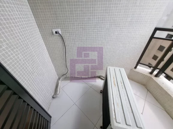 Imagem Pitangueiras ! Piscina Privativa. 300 metros do mar.