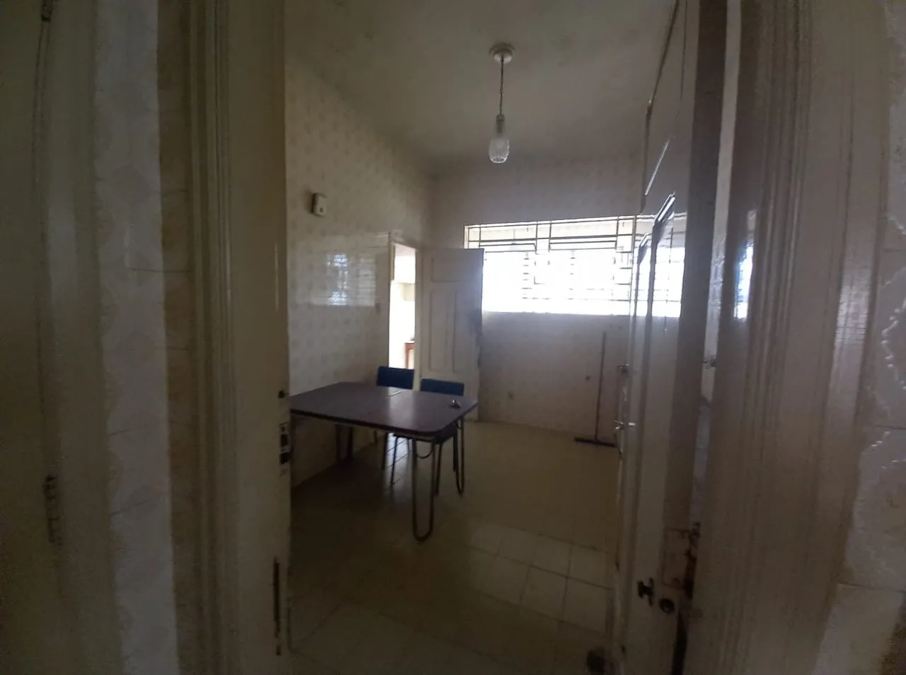 Imagem Casa à venda 7 Quartos, 3 Vagas, Centro, Guaratinguetá - SP