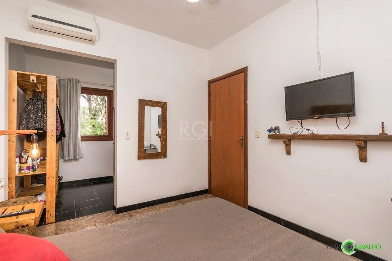 Imagem Casa para Venda - 168m², 3 dormitórios, sendo 1 suites, 3 vagas - Medianeira