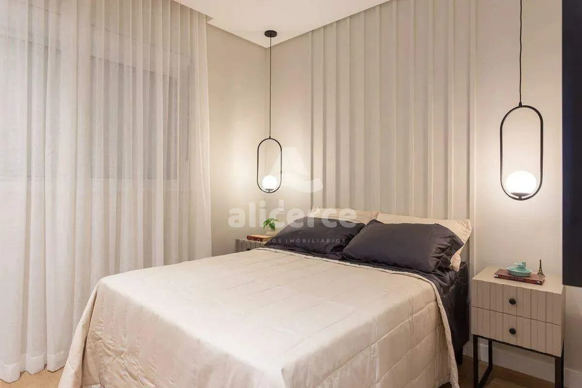 Imagem Pronto para Morar! Apartamento com 2 Dormitórios I 1 Suíte I Mobiliado - no Coração do Estreito - Florianópolis/SC