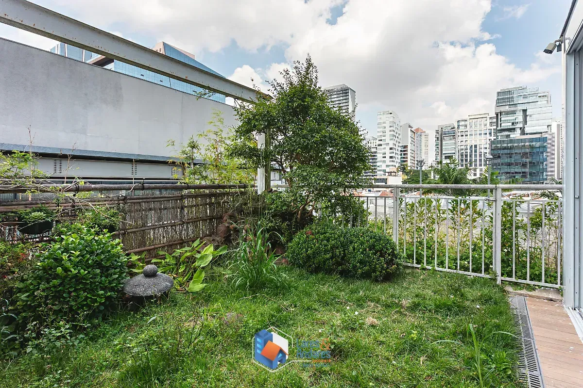 Imagem Apartamento garden para venda em Vila Nova Conceição com 2 quartos, sendo 1 suíte, 155m²