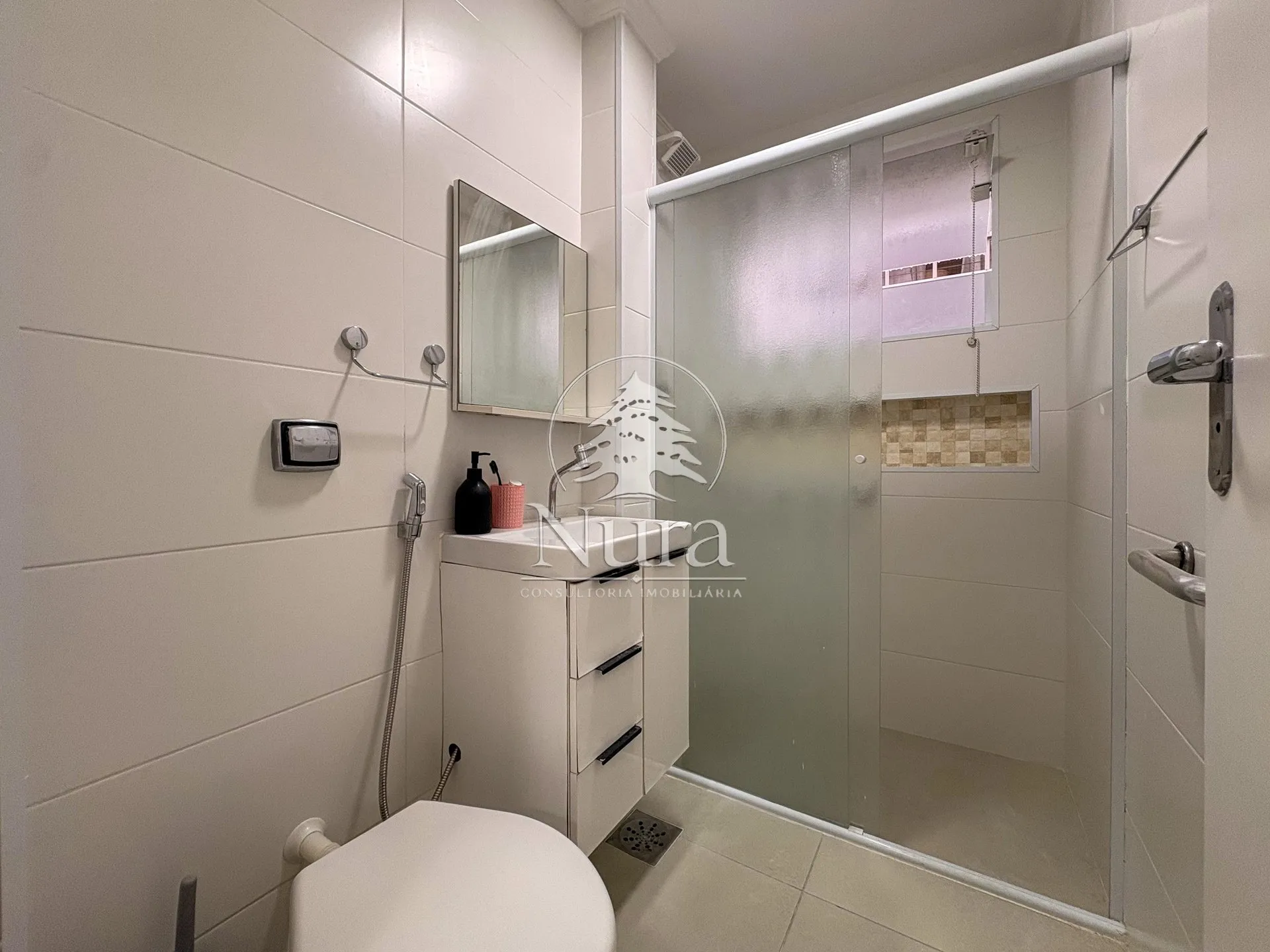 Imagem Apartamento de 1 quarto, 50m² no bairro Pompéia, em Santos