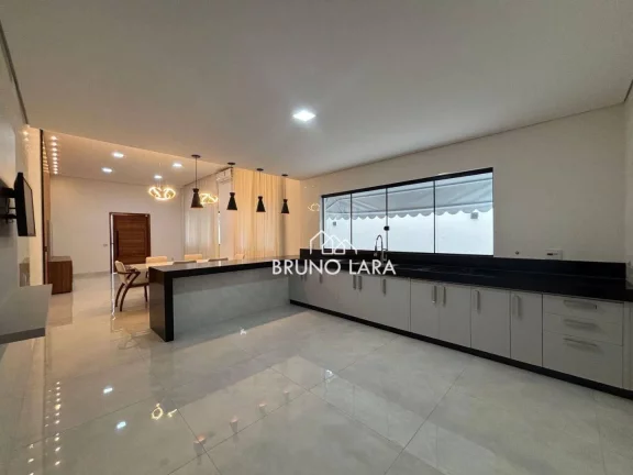 Imagem Casa à venda no bairro Três Poderes - Igarapé/MG.