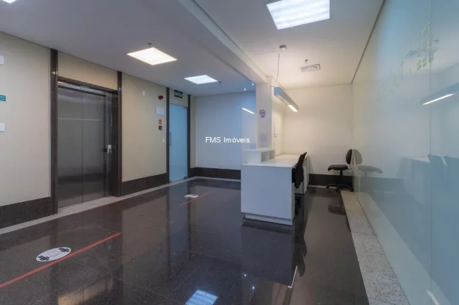 Imagem Conjunto comercial com 592m2 no Butantã