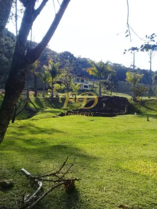 Imagem Belíssimo Sitio com 300.000m² na Região do Clube da Montanha