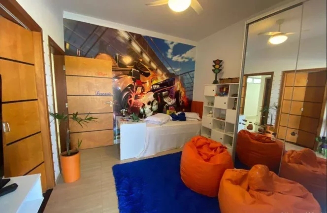 Imagem Casa Térrea de 3 Dormitórios e Piscina - 430m² por R$ 8.500 no Vale do Lago