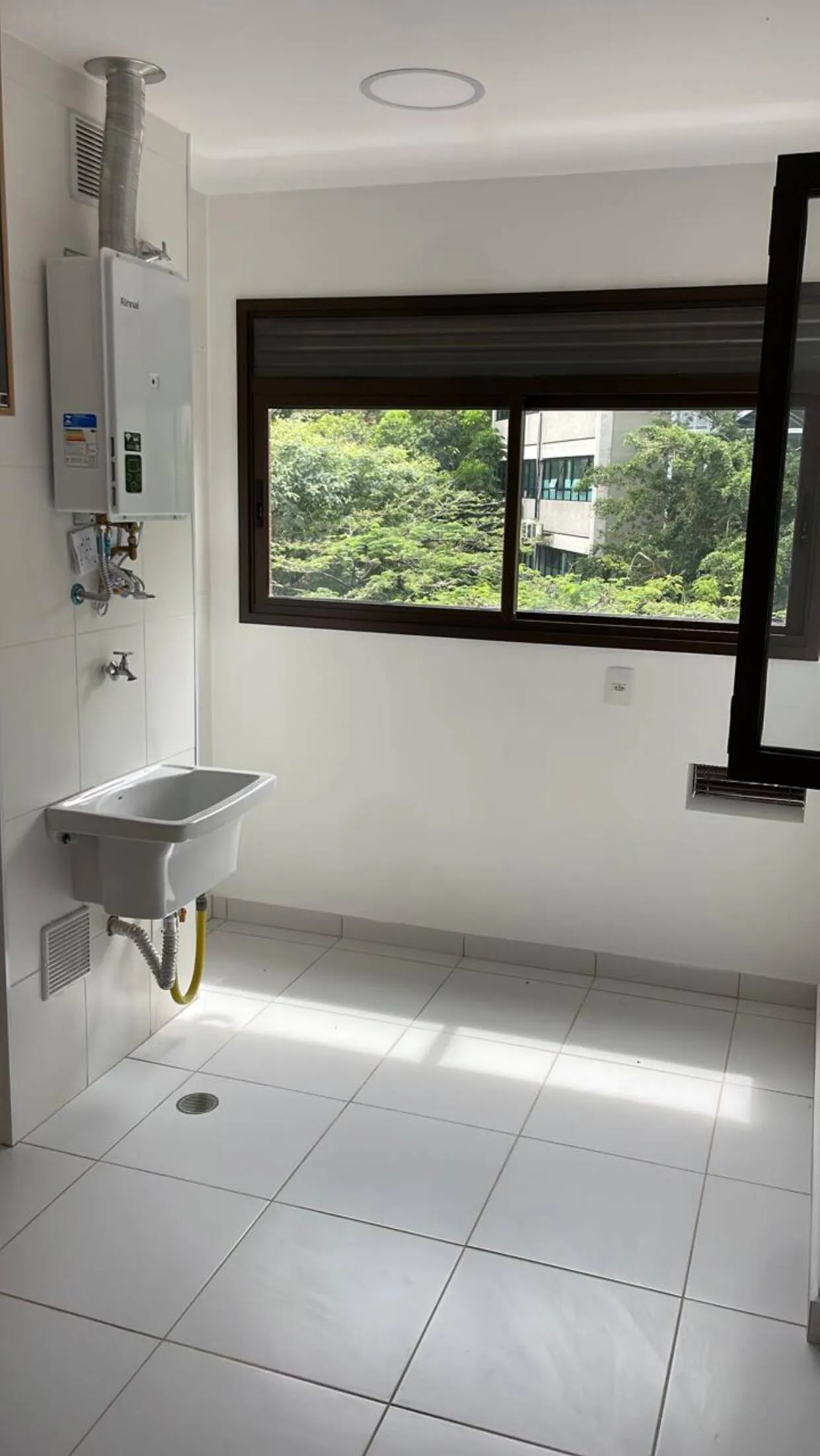 Imagem Apartamentos com 3 suítes à venda no Alphaville
