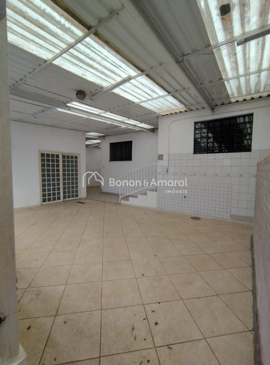 Imagem Casa Terrea com Edicula a venda no Parque Taquaral