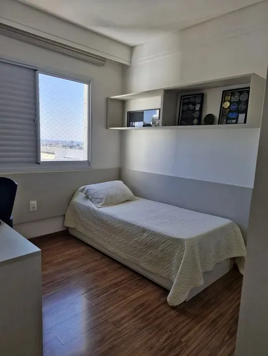 Imagem Apartamento de 167m² Localizado no Condomínio Mont Royal.