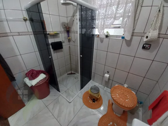 Imagem Casa de 2 dormitórios, 2 banheiros, 2 vagas, de 110m² em Paulicéia, São Bernardo do Campo