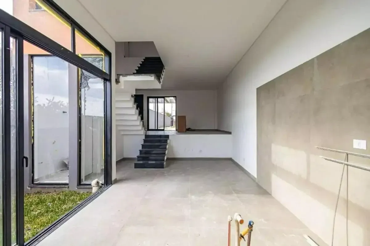 Imagem Sobrado com 3 Quartos à Venda, 130 m² em Pilarzinho - Curitiba