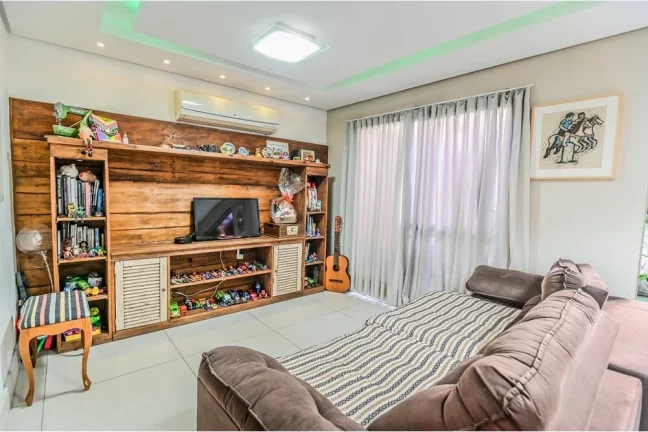 Imagem Casa em Condomínio para venda no bairro Sarandi em Porto Alegre