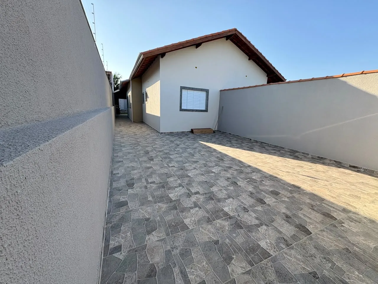 Imagem Casa para Venda em Itanhaém, Cibratel II, 2 dormitórios, 1 suíte, 2 banheiros, 4 vagas
