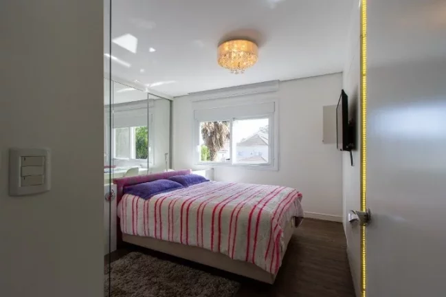 Imagem Casa em Condomínio para venda no bairro Pedra Redonda em Porto Alegre