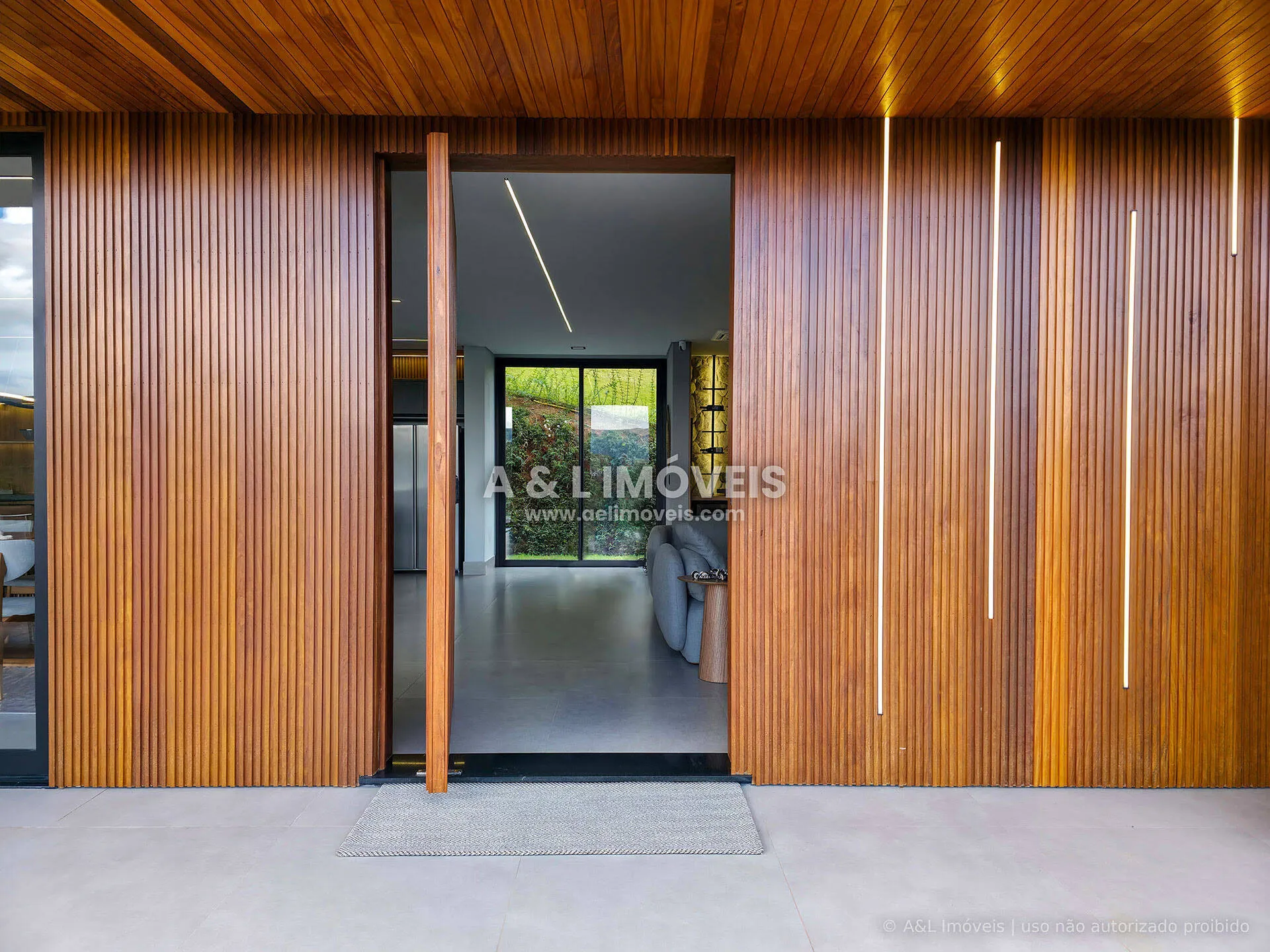 Imagem Casa à venda em Campos do Jordão | Iporanga | 4 suítes | Spa