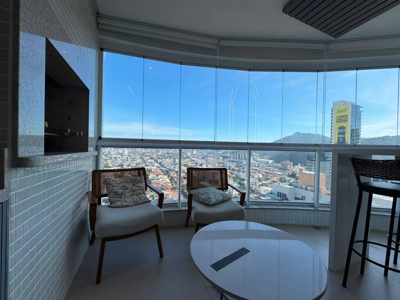Imagem Apartamento à venda com 139m2 por R$ 2.900.000,00