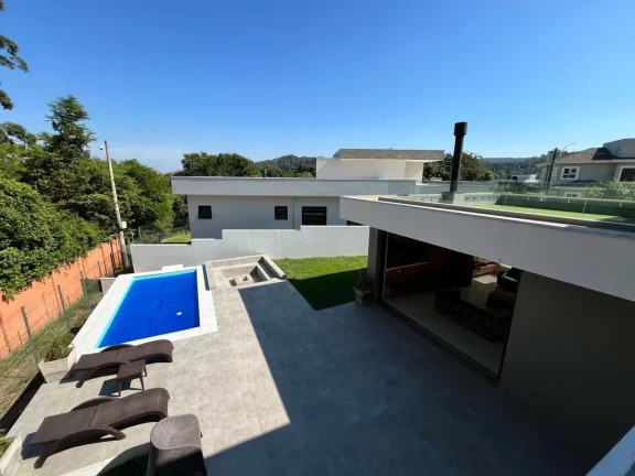 Imagem Casa em Condomínio para venda no bairro Vila Nova em Porto Alegre