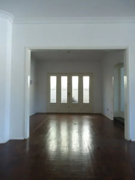 Imagem Casa para Venda - 510m², 6 dormitórios, sendo 1 suites, 3 vagas - São João
