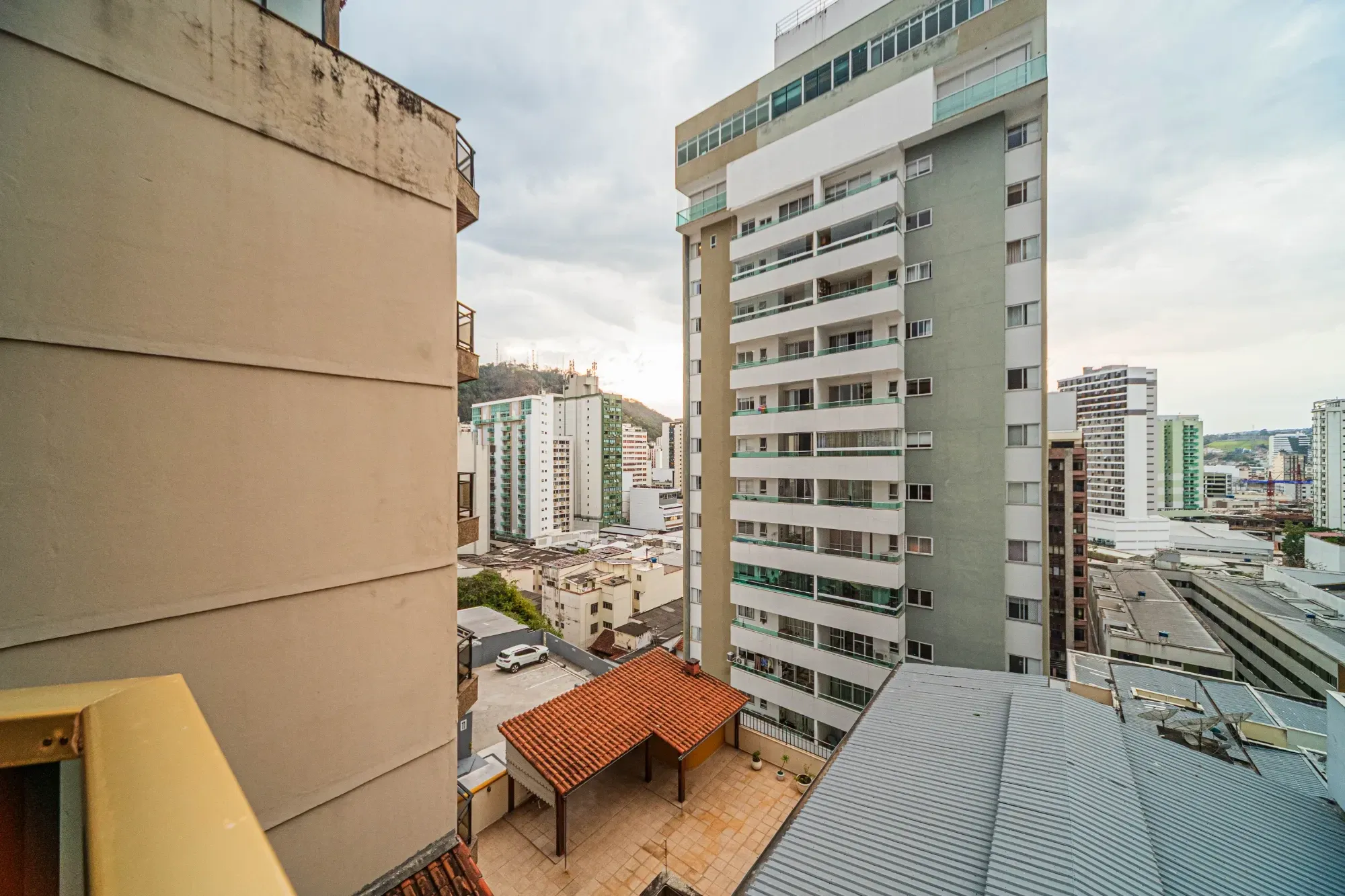 Imagem Apartamento com 3 Quartos à Venda, 150 m² em Centro - Juiz de Fora