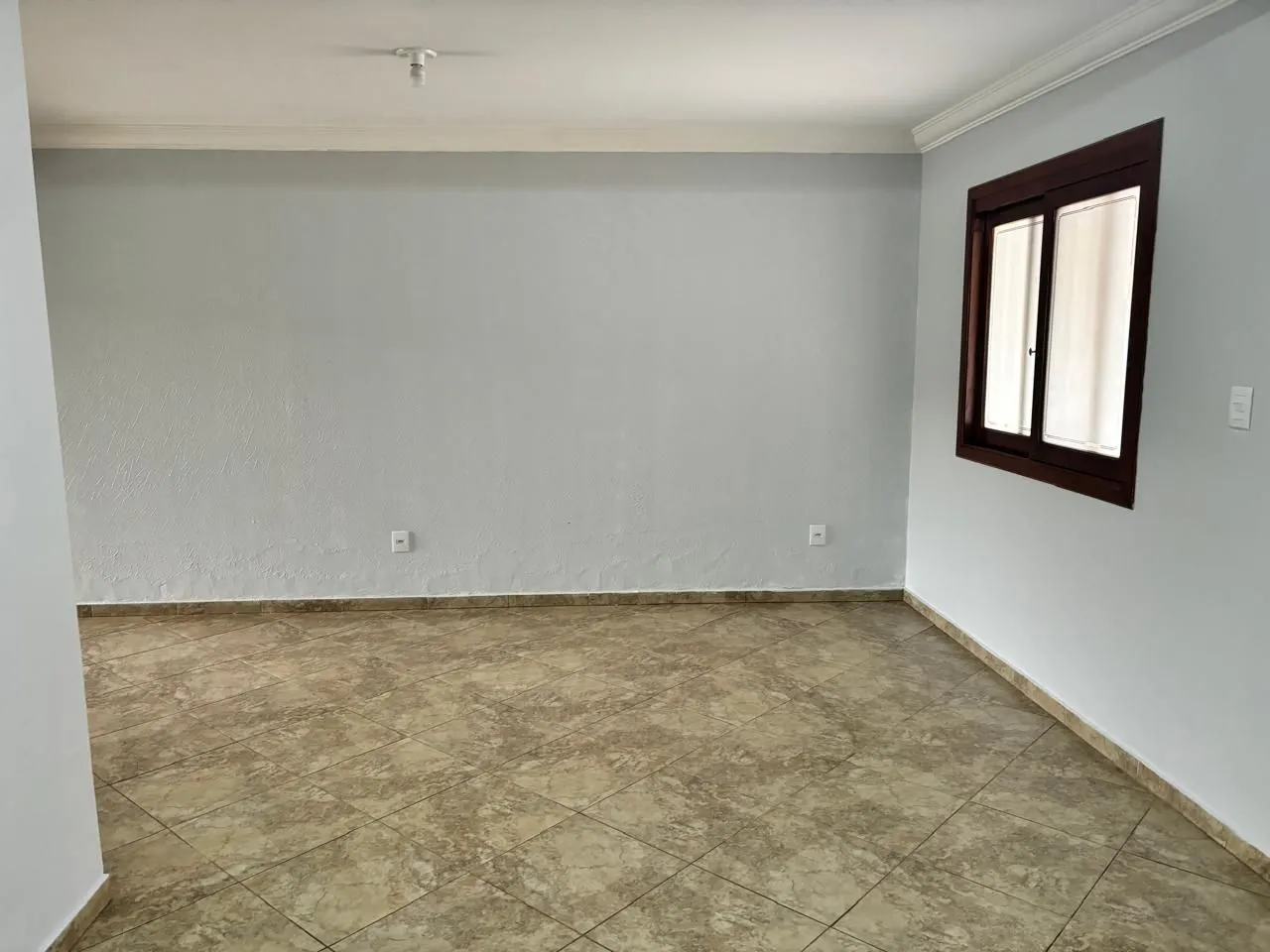 Imagem SOBRADO CONDOMINIO FECHADO - HARMONIA - CANOAS / RS