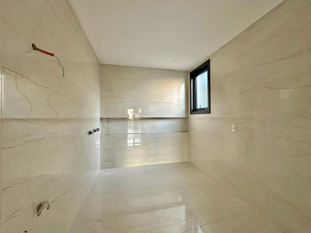 Imagem Casa em Condominio 5 Dormitórios - Bairro Morada do Sol