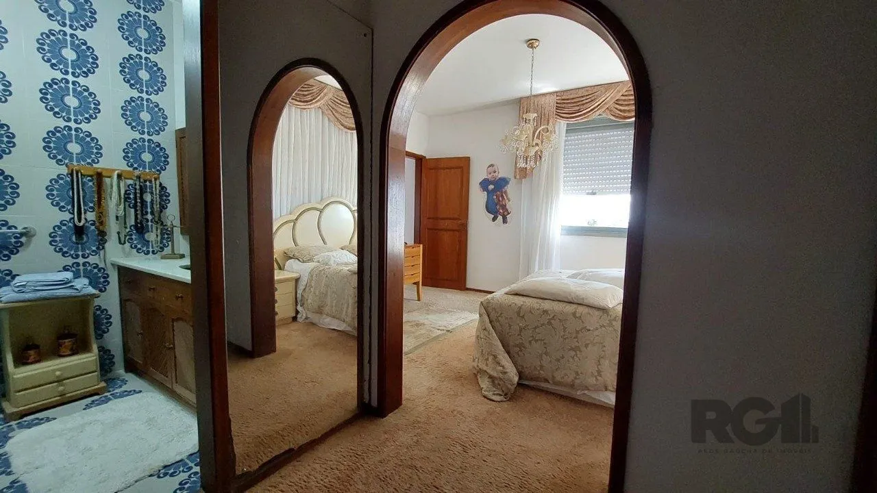 Imagem Casa para Venda - 347m², 3 dormitórios, sendo 3 suites, 3 vagas - Sétimo Céu