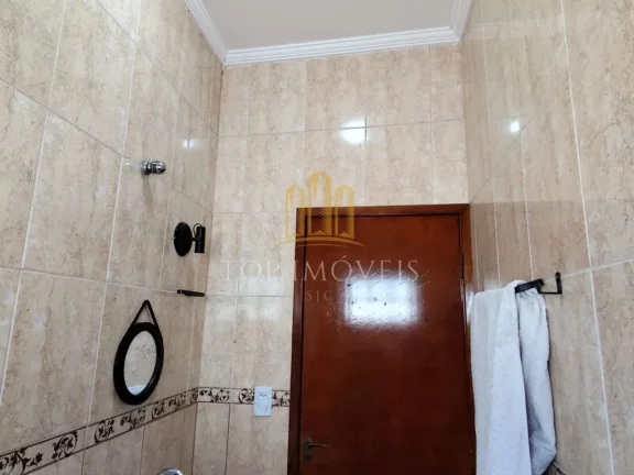 Imagem Se você procura conforto, beleza e praticidade em um só lugar, essa é a sua chance! Apresentamos uma belíssima casa no coração do Vila Paiva, perfeita para quem quer viver com qualidade, estilo e segurança!