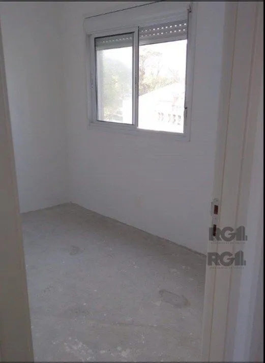 Imagem Apartamento com 75m² privativos, 3 dormitórios sendo 1 suíte, living dois ambientes, imóvel arejado e iluminado.