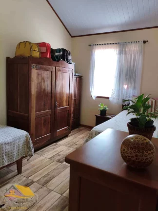 Imagem Casa à venda em Nova Friburgo, Nova Suíça, com 3 quartos, 163m2