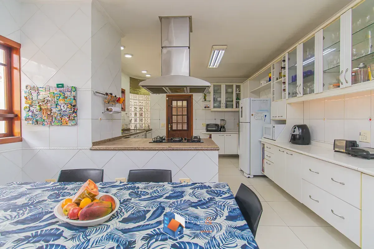 Imagem Casa para venda em Vila Deodoro com 4 quartos, sendo 1 suíte, 286m²