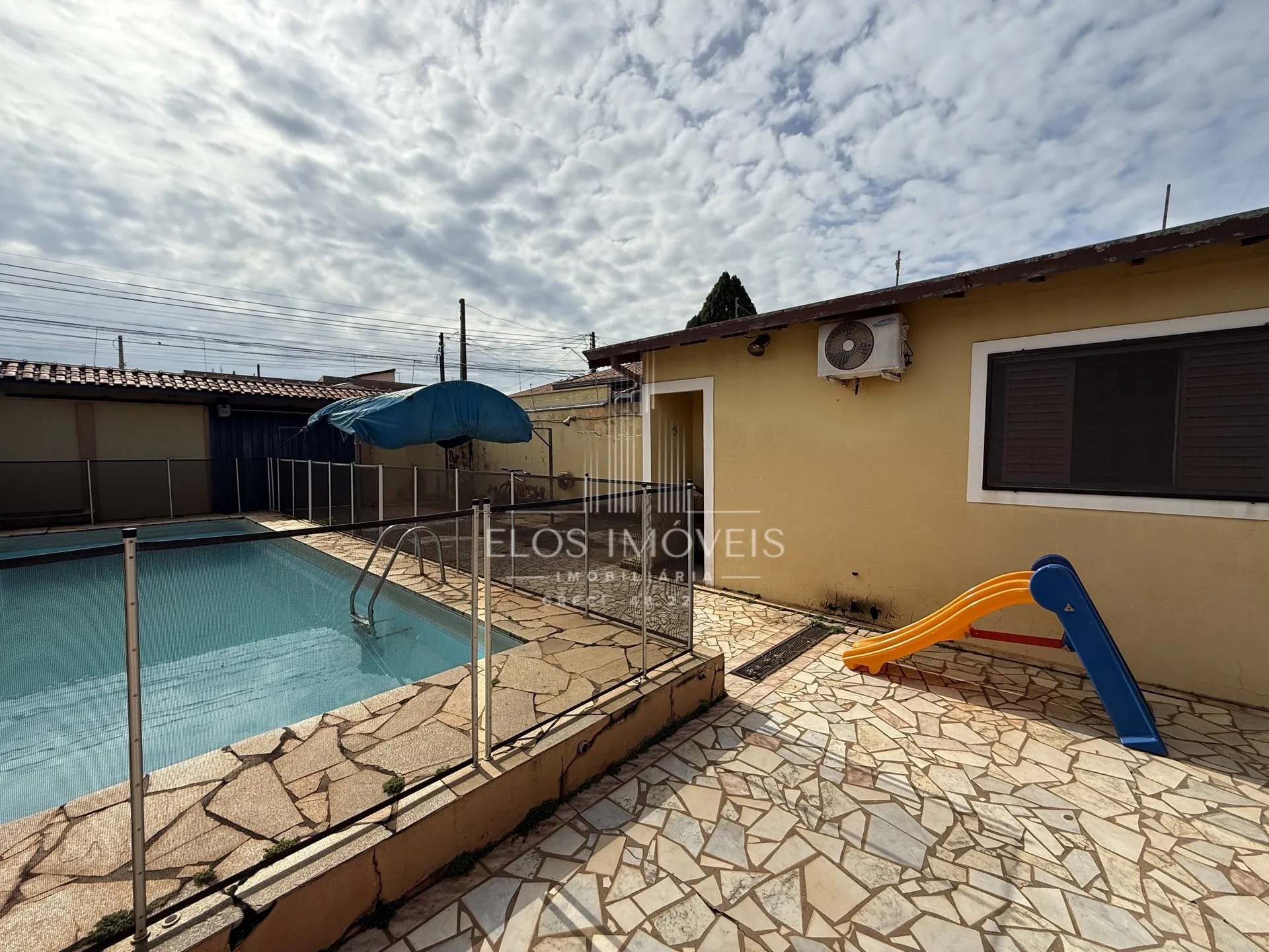 Imagem Casa de 2 quartos, 98m² no bairro Jardim Caieira, em Limeira