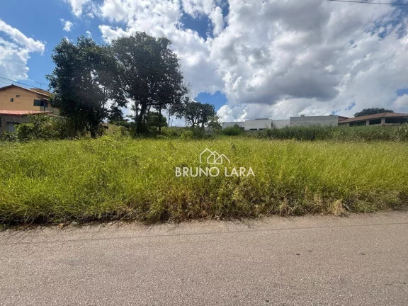 Imagem Terreno à venda no bairro Três Poderes - Igarapé/MG.