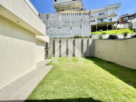 Imagem Casa de Condomínio em Residencial dos Lagos - Cotia
