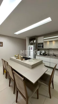 Imagem Triplex com móveis planejados à venda em Juazeiro BA, Nascente, com 220m
