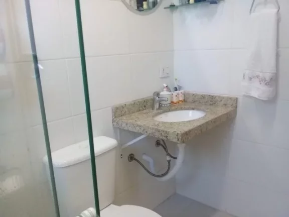 Imagem Excelente Casa com 350m², Condomínio Fechado, situado em Viamão.