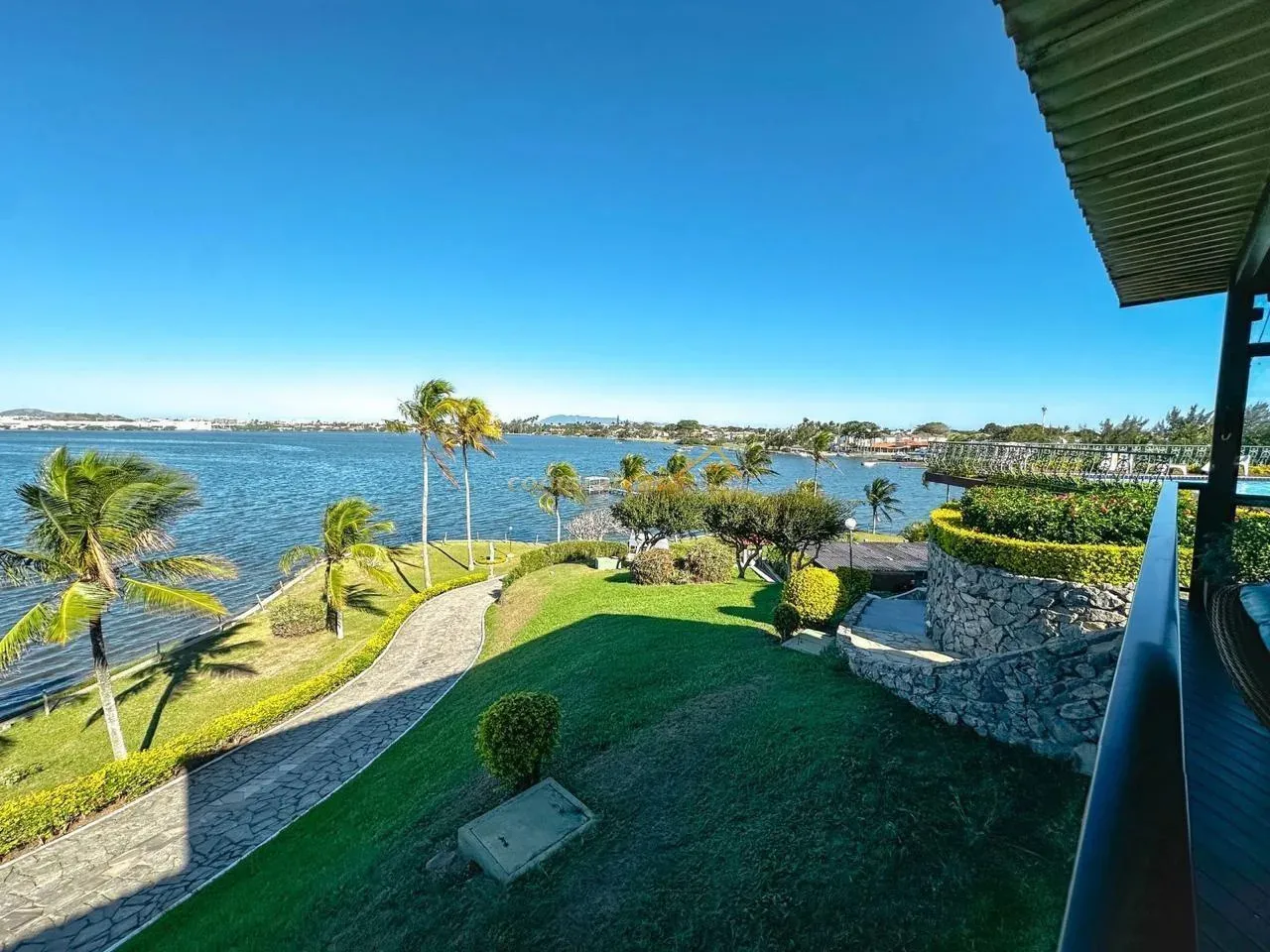 Imagem Casa para Venda em Cabo Frio / RJ no bairro Praia do Siqueira