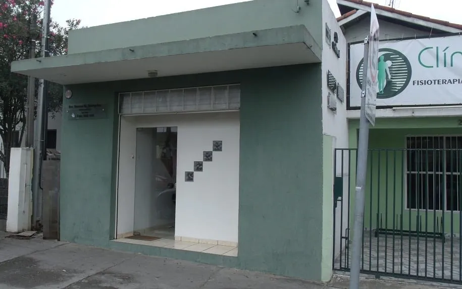 Imagem Comercial à venda 3 Quartos, 1 Suite, 216M², Alto do Tabaú, Pindamonhangaba - SP