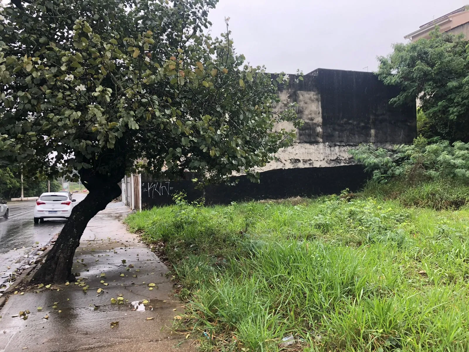 Imagem Excelente OPORTUNIDADE para seu ponto comercia, Lote de 450M² ao lado da Cervejaria Bamberg