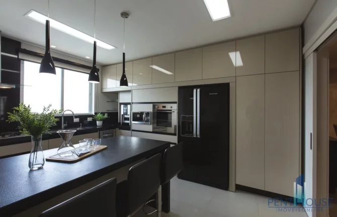 Imagem Apartamento Quadra Mar para Venda em Balneário Camboriú, CENTRO, 4 dormitórios, 2 suítes, 4 banheiros, 5 vagas