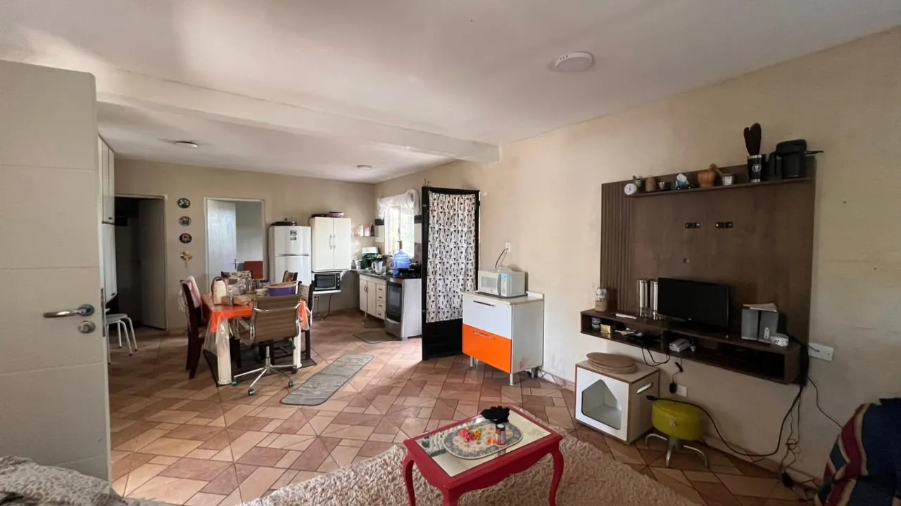 Imagem Casa térrea avarandada porteira fechada em terreno de 980 m² à 500mts da Represa de Itupararanga