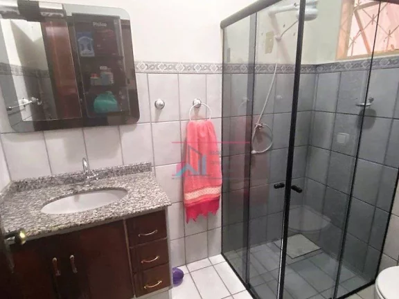 Imagem Casa com 4 dormitórios à venda - Chácara Do Moinho - Cachoeira Paulista/SP