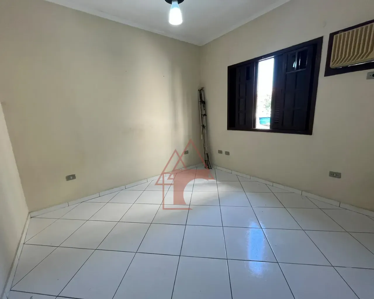 Imagem Casa com 3 Quartos à Venda, 85 m² em Jardim Casqueiro - Cubatão