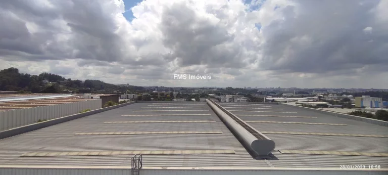 Imagem Conjunto Comercial de Alto Padrão com 641,50 m², 4 Banheiros e 18 Vagas de Garagem no Tamboré, Barueri-SP!