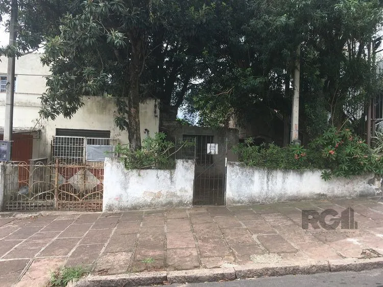 Imagem Terreno para Venda - 879.31m², 0 dormitórios, Santa Tereza