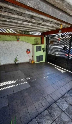 Imagem Casa Térrea - Vila Liviero - 2 Dormitórios - 3 vagas - 170mts