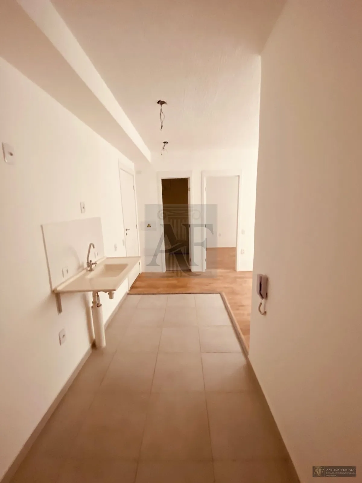 Imagem Casa à venda em Conjunto Residencial José Bonifácio, São Paulo