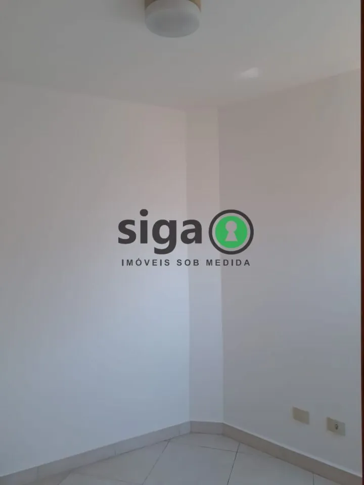 Imagem Sofisticação e Exclusividade em Casa Triplex no Bosque da Saúde